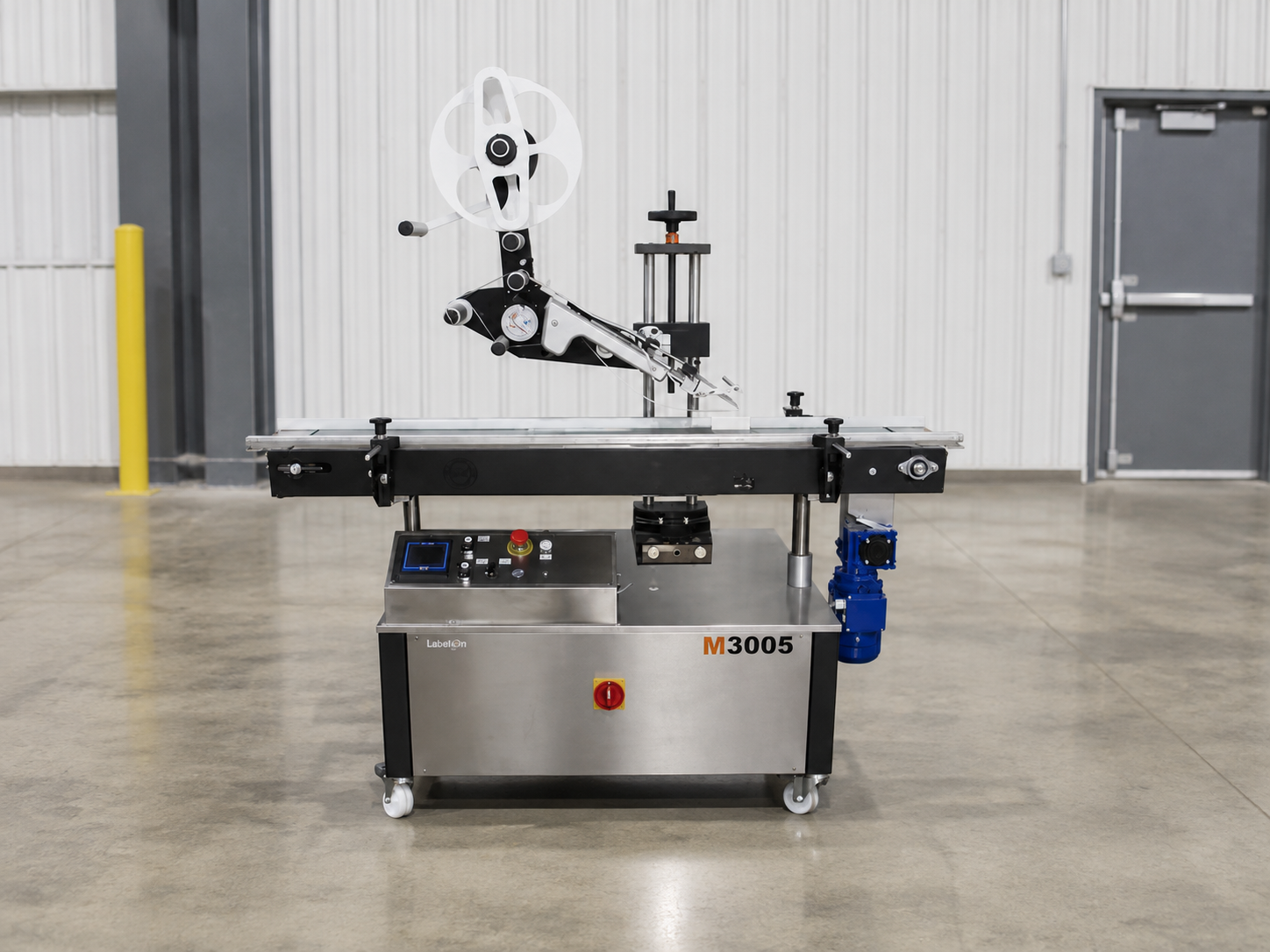 Pineberry M3005 automatic label applicator with label unwind and conveyor