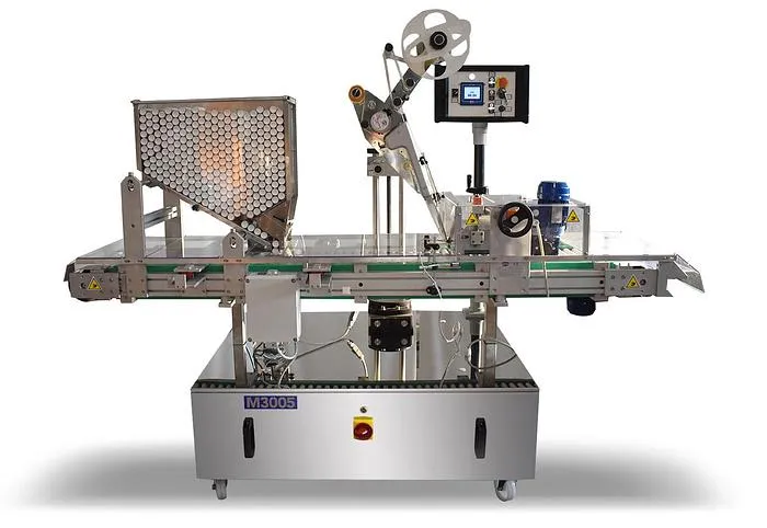 Pineberry M3005F automatic labeling system for vials and small bottles