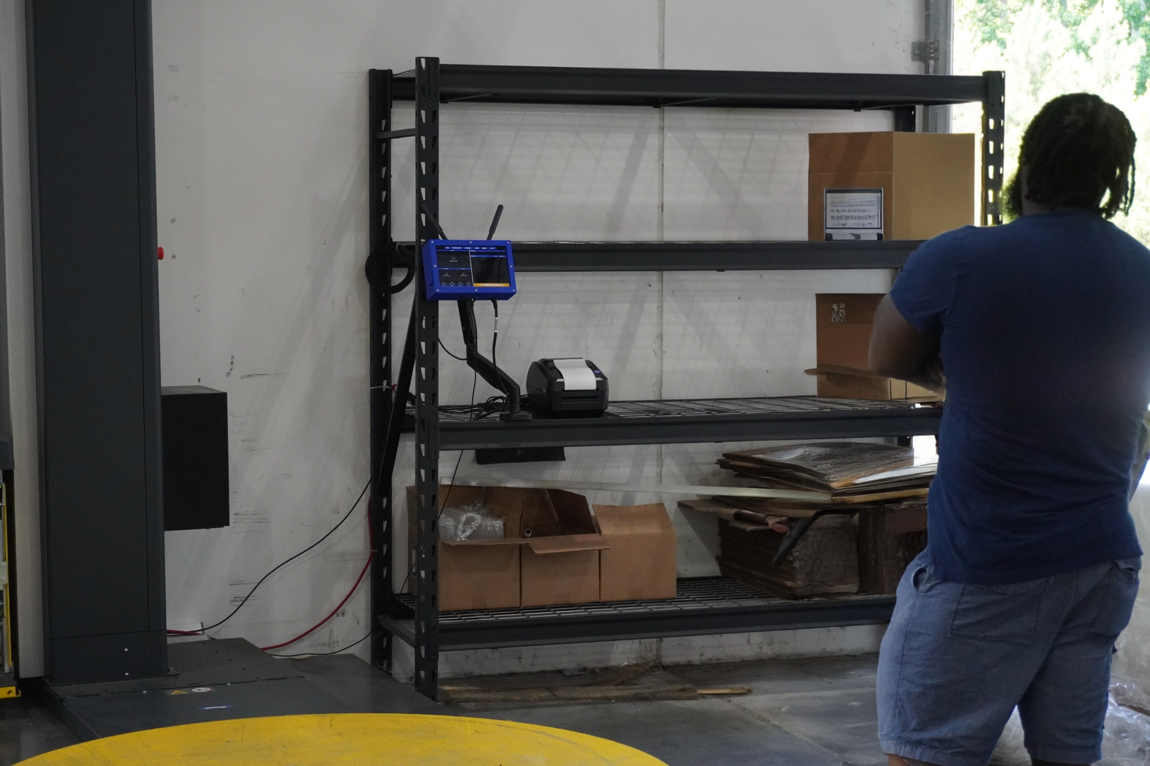 PalletVision on-site display showing pallet load information at the wrap station